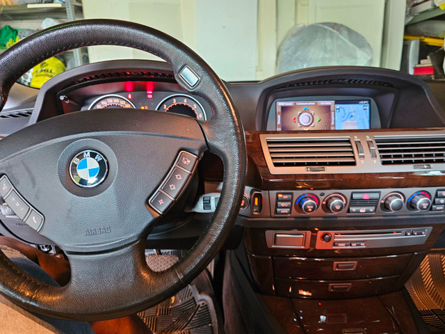 2007 BMW 750i for sale in Cars & Trucks in Hamilton - Image 3