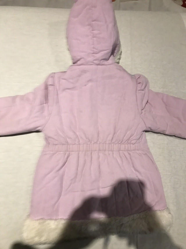 Girls size 6x winter jacket  in Clothing - 5T in Ottawa - Image 3