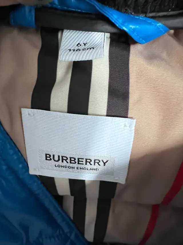 Kid's burberry london winter jacket  in Kids & Youth in Markham / York Region - Image 6