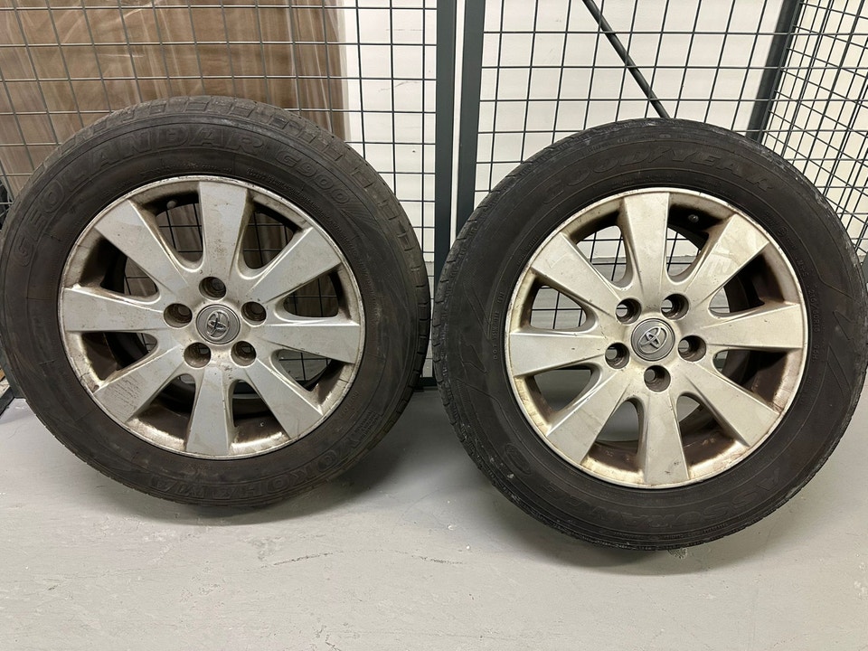 Set of 4 Toyota original 16 inch rims | Tires & Rims | City of Toronto ...