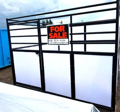 Portable Horse Stalls Front Gate panel 10 ft long x 7 ft height Side Panels 10 ft long x 7 ft height...