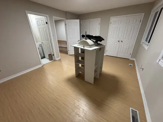 Professional Renovation Services – Flooring, Kitchens, Painting in Renovations, General Contracting & Handyman in Hamilton - Image 7