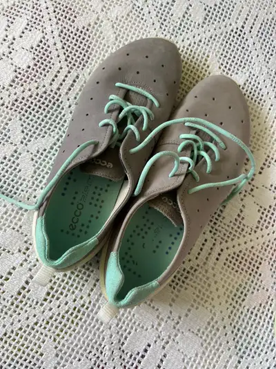 women running shoes , View more