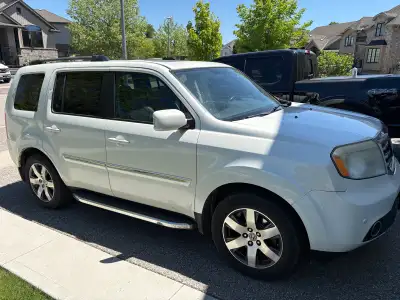 2015 Honda Pilot Touring – Great Family SUV! Price: Make a Reasonable Offer Selling As-Is Looking fo...