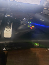 Xbox 360 slim with 19 Games Sports & adventure