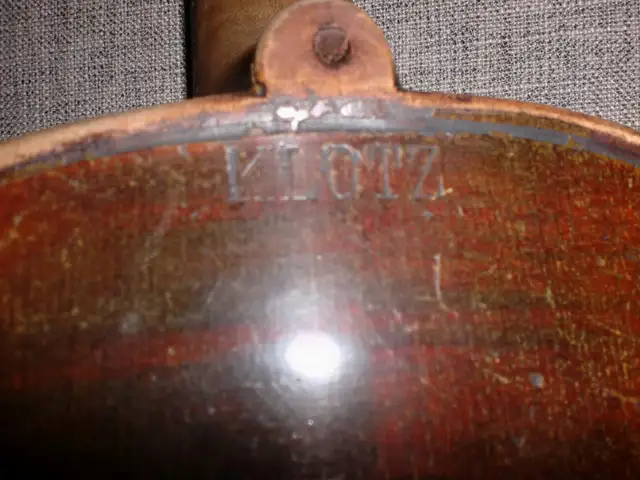 Klotz Violin in String in Annapolis Valley - Image 4