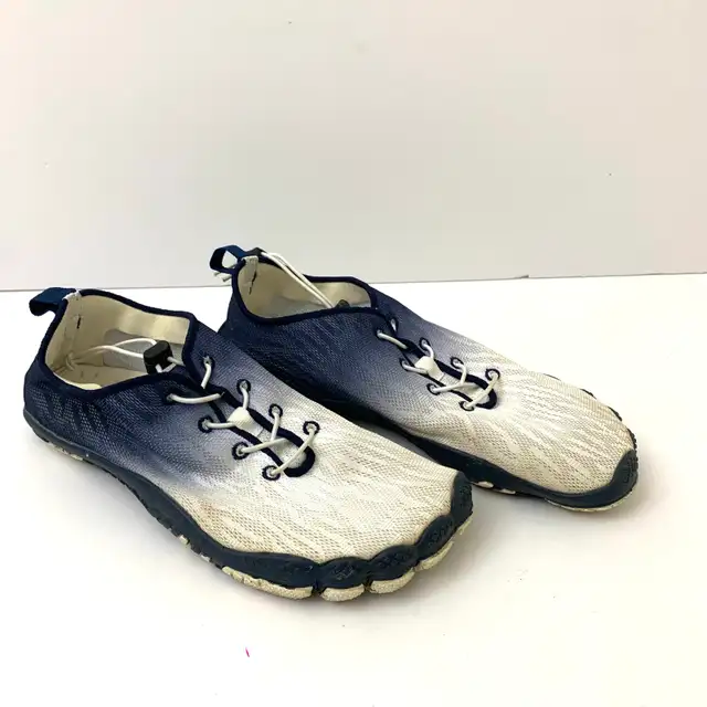 Water Shoes Aqua Shoes Beach Swim Shoes Size 8 Mens 9.5 Womens in Women's - Shoes in Calgary - Image 3