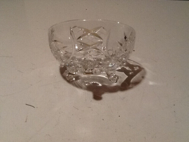 CRYSTAL PINWHEEL FOOTED CANDY DISH.  215 in Hobbies & Crafts in Calgary - Image 3