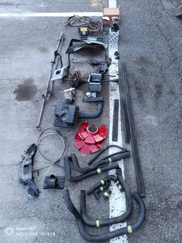 Pièces vanagon 1,9 in Engine & Engine Parts in City of Montréal - Image 2