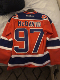 Autographed Connor Mcdavid jersey