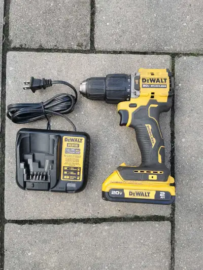 DeWalt 20v brushless hammer drill w/2Ah battery + charg, View more