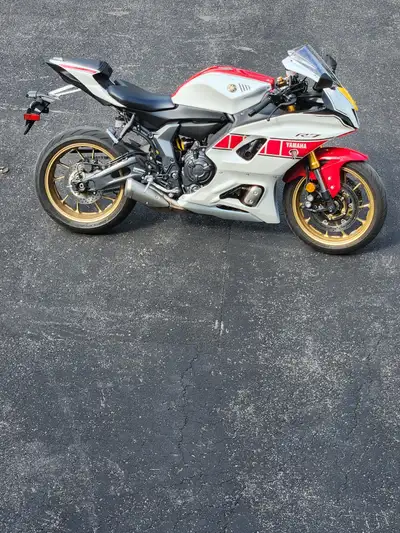 RARE - 2022 Yamaha R7 World GP 60th Anniversary Edition. Mint condition, completely stock, has not b...