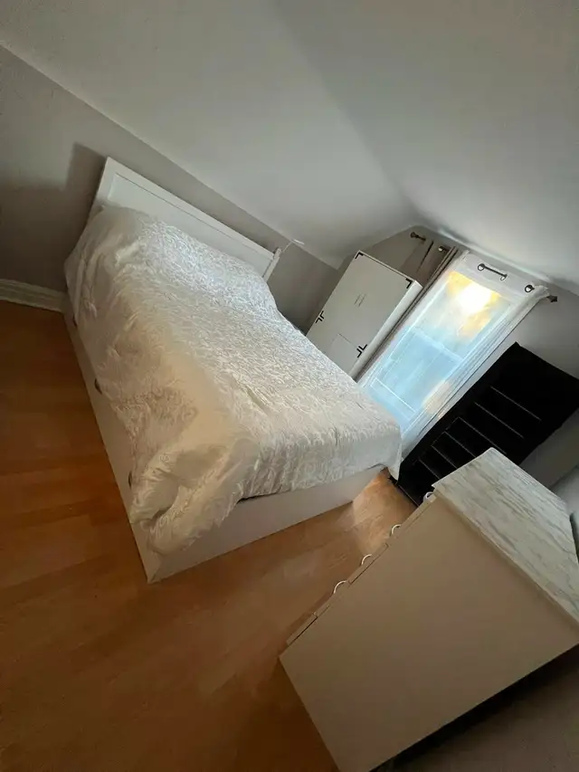 Private Furnished Room, in 3-Bedroom Fully Furnished Apt,Sep 1st in Room Rentals & Roommates in City of Toronto - Image 6