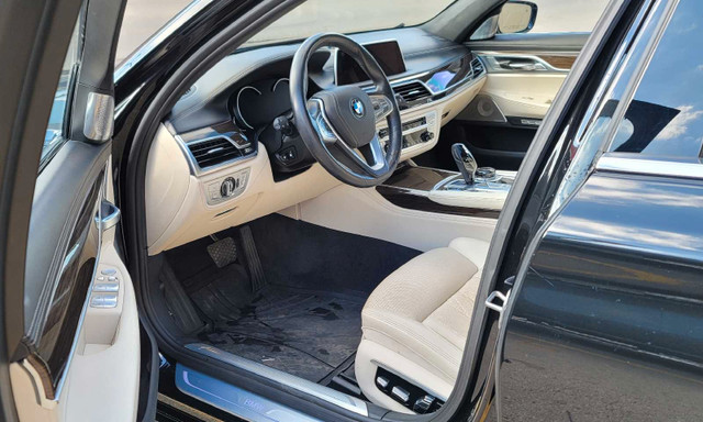 2016 BMW 750Li X-Drive in Cars & Trucks in Edmonton