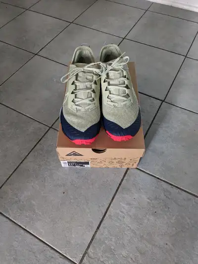 NEW  nike air zoom terra kiger size 11.5 US trail running shoes, View more