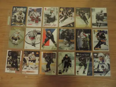 Jaromir Jagr Hockey Cards - 58 Total $15 for everything in picture Message with any questions Check...