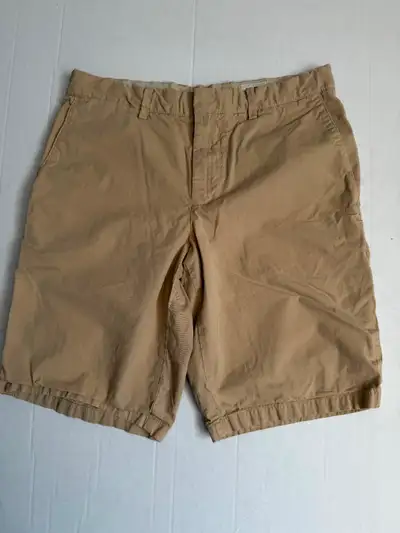 Men/youth shorts - Size 28, View more