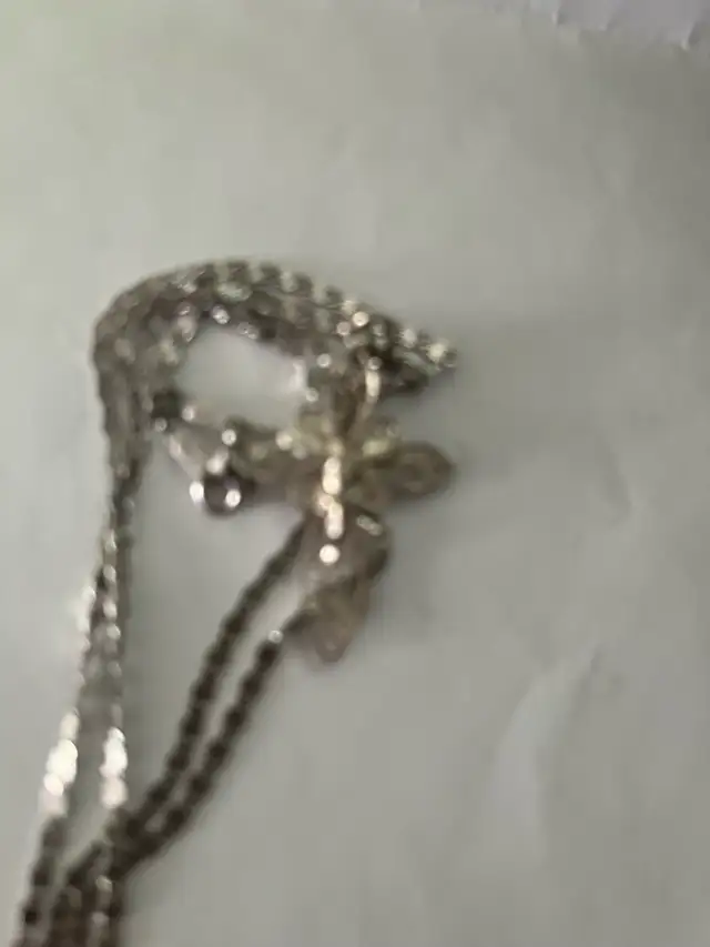 Sterling Cross Necklace in Jewellery & Watches in Ottawa - Image 3