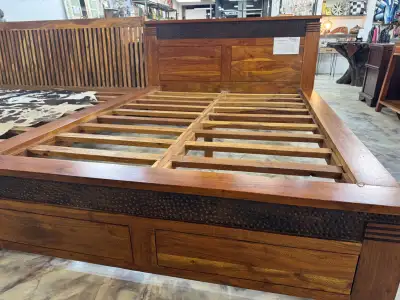 Base Lit Queen en bois de rose, Lit Queen ou lit double exotique, View more