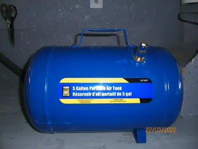 5 Gal/18.92L Portable Blue Air Tank. $ 35.- obo Air tank for inflating anything from tires to sporti...