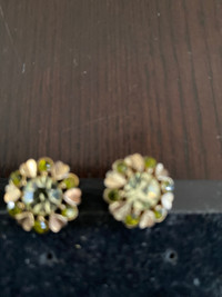 Avon vintage/antique Peridot and Green Rhinestone earrings 