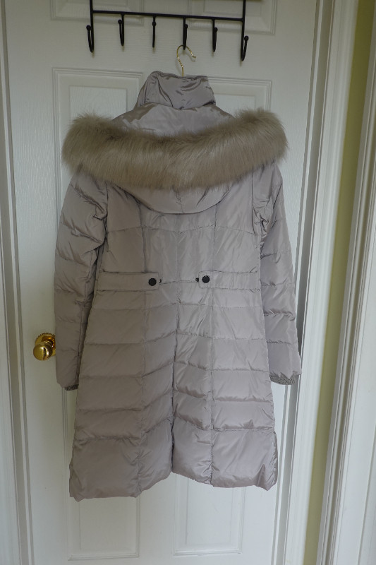 Women's Winter Down Coat (1 Madison, XS) Grey in Women's - Tops & Outerwear in St. John's - Image 2