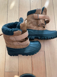 Boys winter boots 10