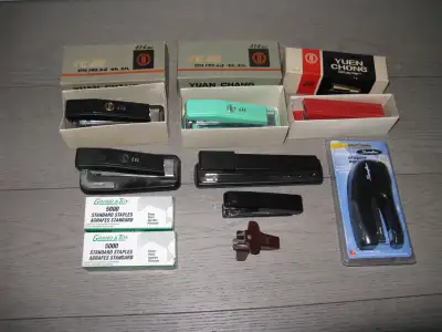 1) Yuen Chong Swivel Type Stapler Model 414 lot of 3, $15 each Model 424 $5 2) Swingline E-Z Grip St...