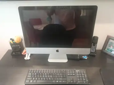 iMac Apple 21,5 pouces – Très bon état, View more