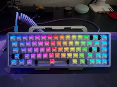 It’s been lubed and modded with paddings underneath the pcb no hollow sound at all.