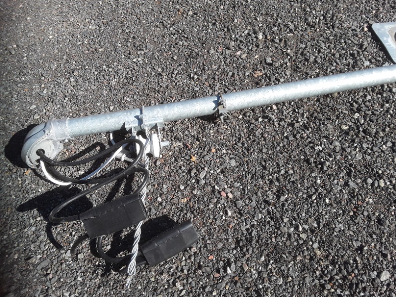 200 amp overhead electrical meter base, mast, and wiring Other