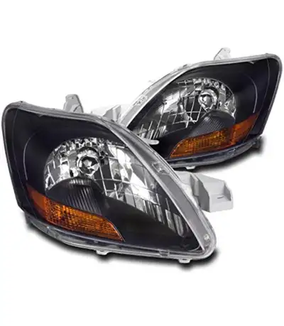Brand new in box Both sides Headlights Lamps Compatible with 2007-2012 Toyota Yaris Sedan 4DR Pick u...