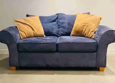 Causeuse (sofa 2 places) / 2 en stock ! Vente rapide, View more