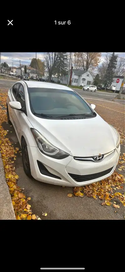 Hyundai Elentra 2016 manuel 6 vitesse - vitre électrique -banc chauffant -Bluetooth - prise auxiliai...