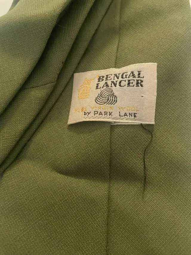 Vintage Bengal Lancer Tie in Men's in Oshawa / Durham Region - Image 4