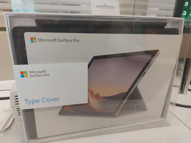 Surface Pro Keyboard Type Cover in iPads & Tablets in Markham / York Region