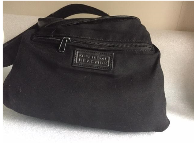 Kenneth Cole Reaction Woman's Black Leather Handbag Purse Bag in Women's - Bags & Wallets in Markham / York Region - Image 10