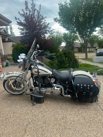 One owner bike before me. Sat in living room for over 20+ years. All the period correct accessories....