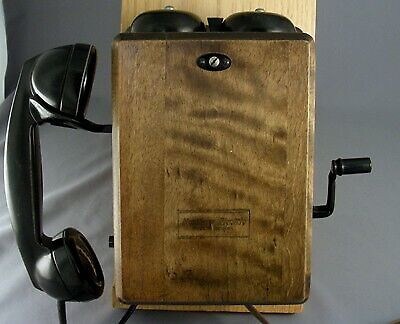 Antique Telephone Northern Electric Model 717 in Arts & Collectibles in Ottawa