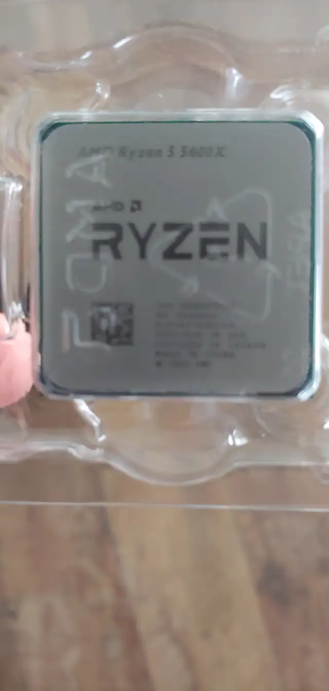 AMD Ryzen 5 5600X 6-Core 3.7 GHz Socket AM4 in System Components in Kitchener / Waterloo - Image 5