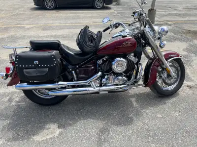 1998 650Yamaha V Star. Under 50,000 km. Runs perfect. On the road now. Great bike everything works a...