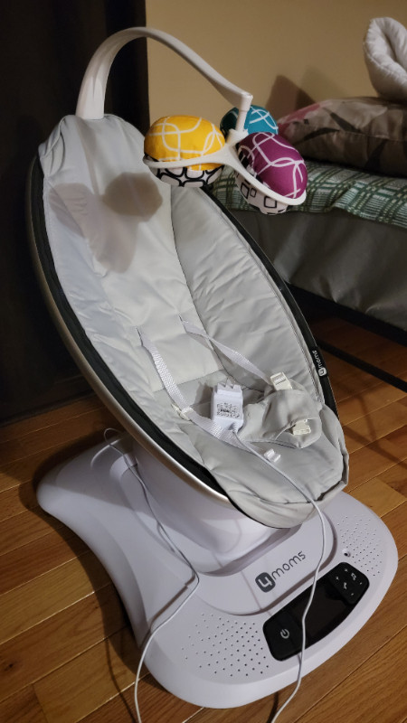 mamaRoo4 Baby Swing in Playpens, Swings & Saucers in Mississauga / Peel Region