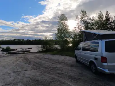 Hello, I will sell my van after a big trip in America. I imported this van from France a couple year...