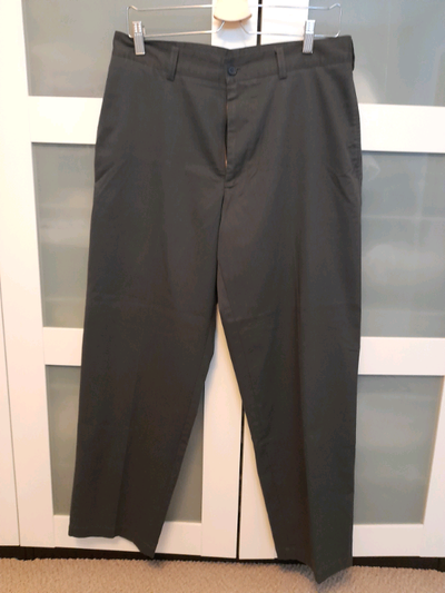 4  Men's dress pants size 32x30, View more