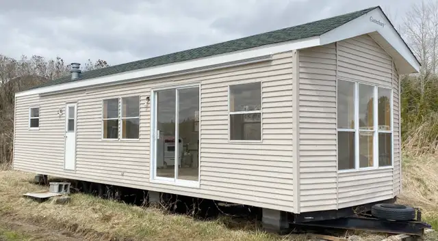 Fully Insulated Mobile Home – 40x12ft, Four-Season Construction63234755140225120