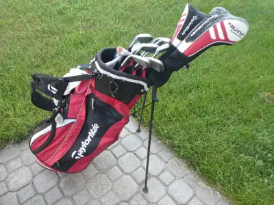 Men’s TaylorMade Burner Right Hand Golf Club & Carry Bag, View more