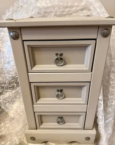 Brand new multi use accent storage table stand  grab deal$40 ret, View more