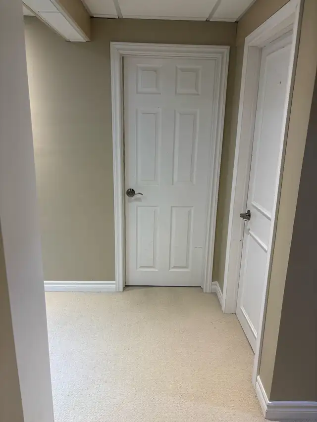 room for rent  in Room Rentals & Roommates in Oakville / Halton Region - Image 3