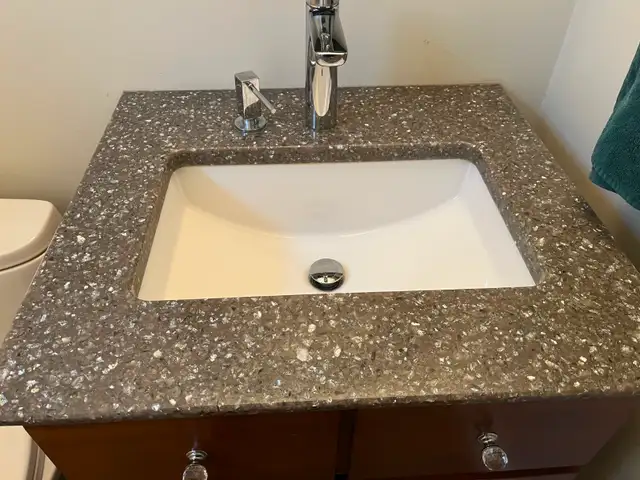 Fairmont Design Bathroon Vantiy in Bathwares in Oakville / Halton Region - Image 3