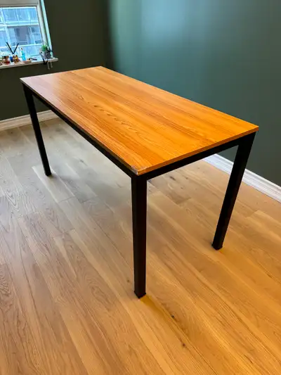 Desk In Great Condition | $20, View more